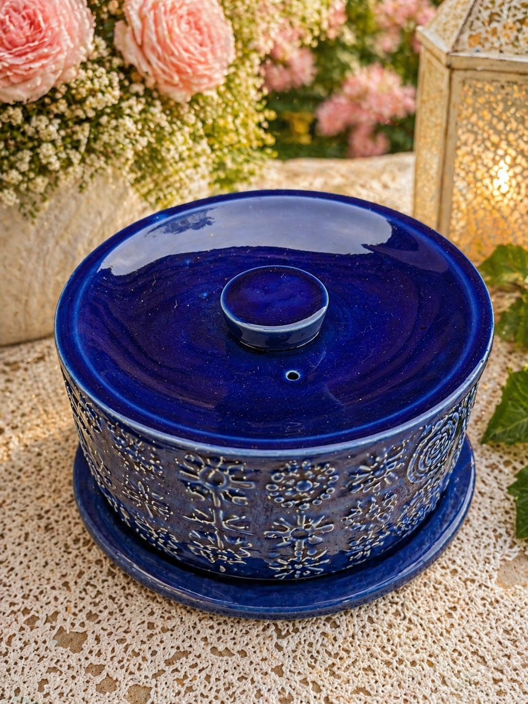 Portmerion Cobalt Blue Relief Pattern Lidded Cheese Dish