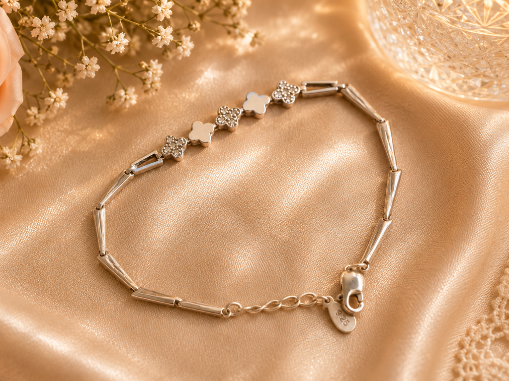 925 Sterling Silver Floral Link Bracelet